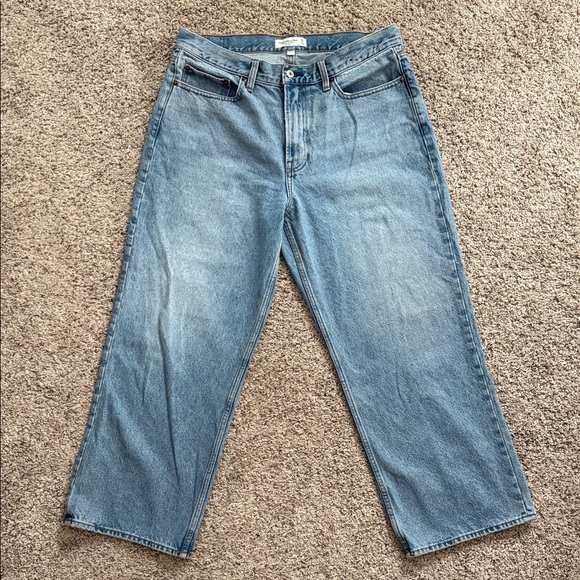 Abercrombie and Fitch Women’s Curve Love Mid Rise The Slouchy Jean size 31 Short - Picture 6 of 10